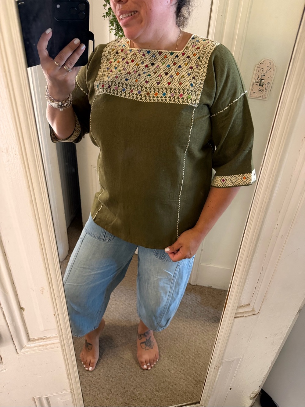 Olive Green Embroidered Peasant Top no size would fit L nwot